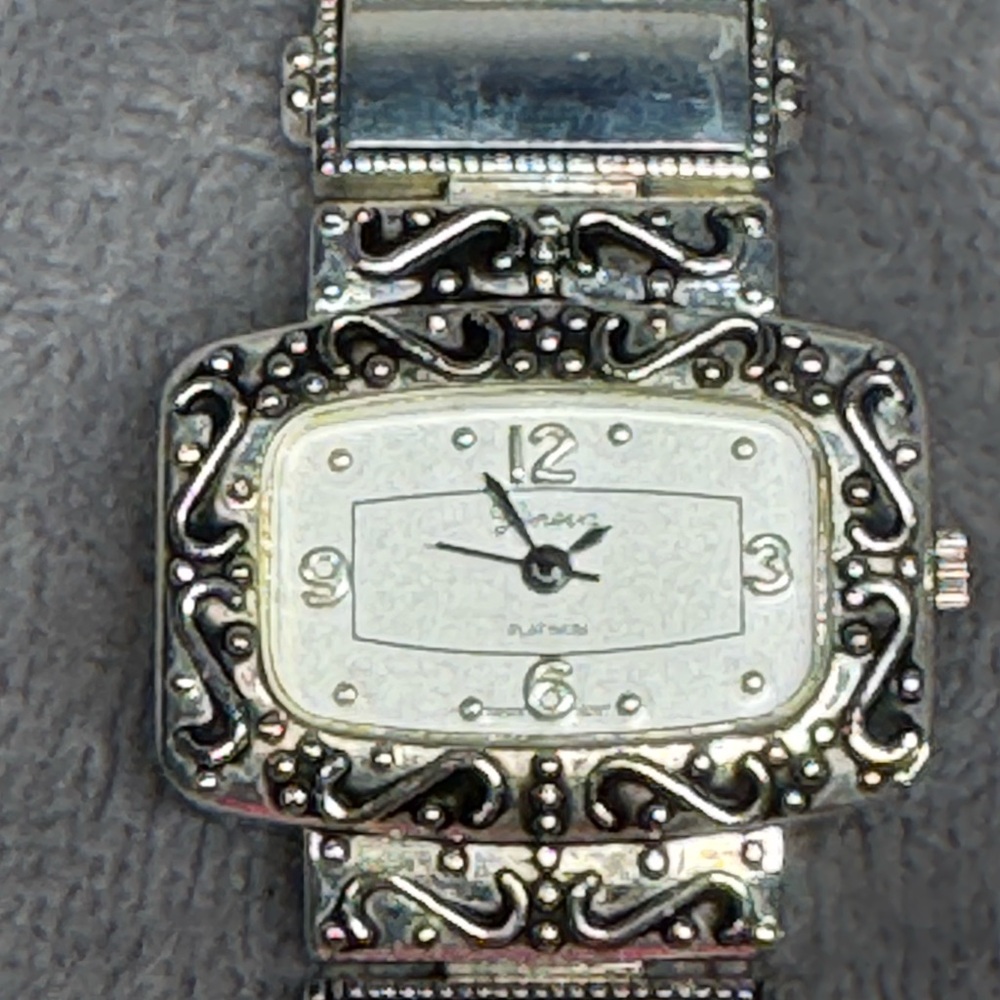 Geneva Vintage Silver-tone Women's Watch with Black Antiqued Filigree Accents